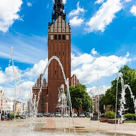 Apartment Kamienica Stare Miasto- Sw . Ducha. Elblag